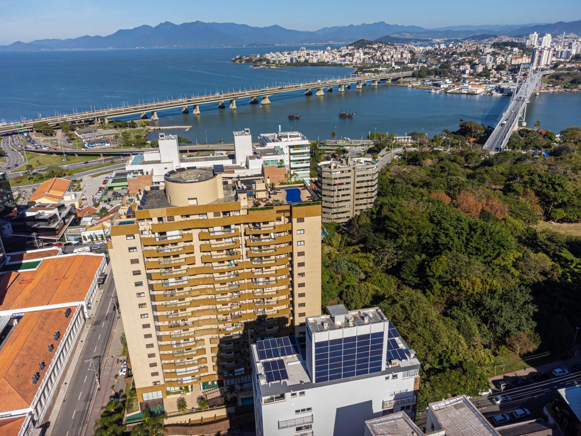 Casa-sobrado 2 Quartos No Centro De Floripa Apartment