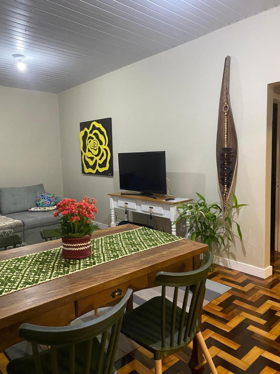 Casa-sobrado 2 Quartos No Centro De Floripa Apartamento *